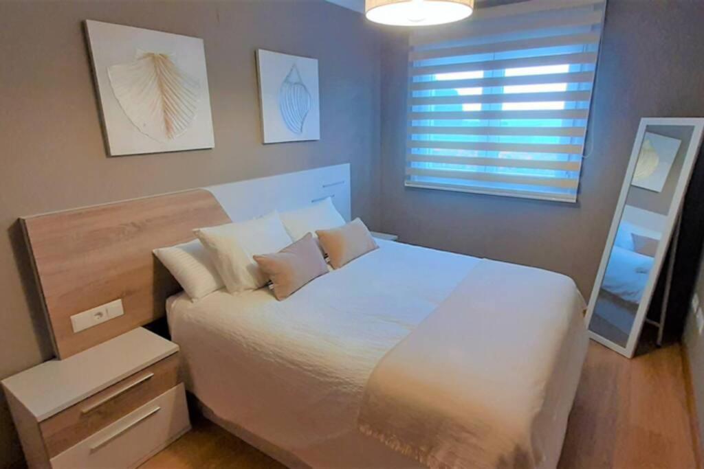 Apartamento Playa Foz Con Piscina Y Parking 010 Leilighet Eksteriør bilde